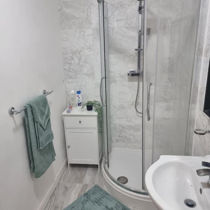 Stylish Apartment, Self Check-In, Ideal 4 Contractors, 25Mins To Gatwick Airport Thornton Heath Εξωτερικό φωτογραφία